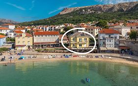 Deluxe Double Rooms In Castellum Besca